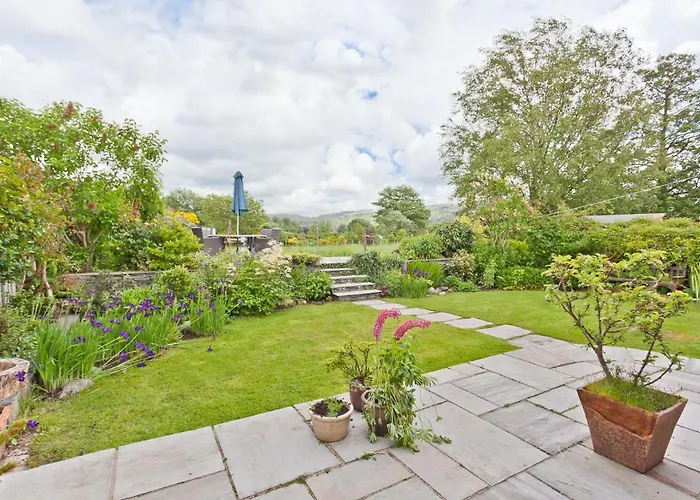 Fell Croft Cottage, District Near In